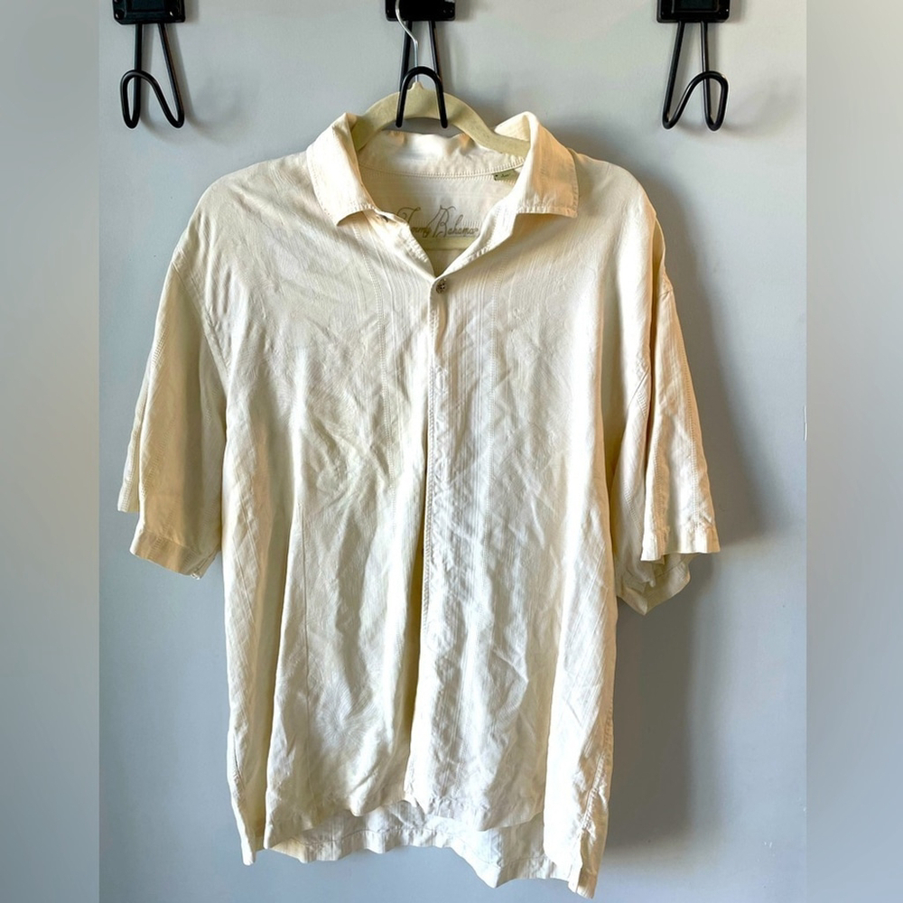 Tommy Bahama men’s cream color textured 100% silk button down shirt size Large